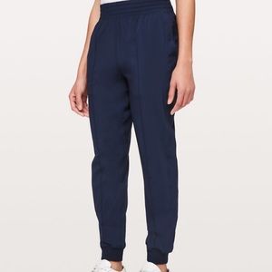 Lululemon wander joggers NWT